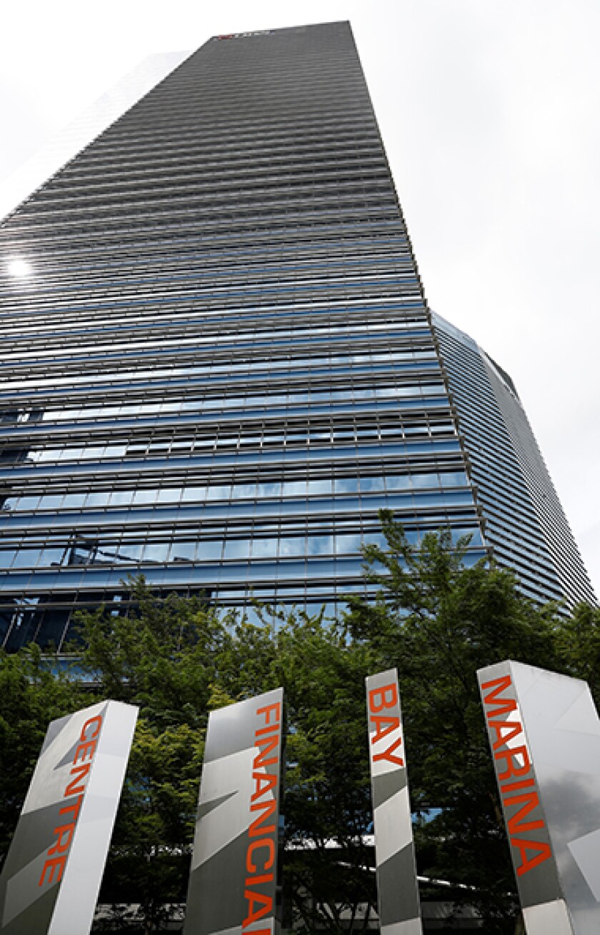 DBS-tower-marina-bay-singapore-R-380.jpg