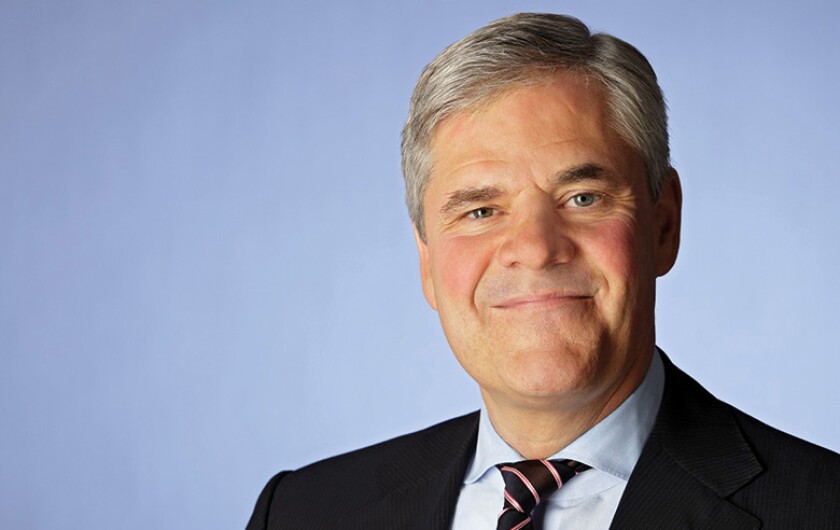 Andreas-Dombret-headshot-2019-780.jpg