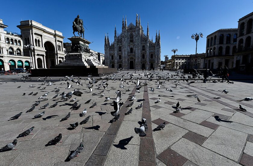 duomo-square-milan-coronavirus-R-780.jpg