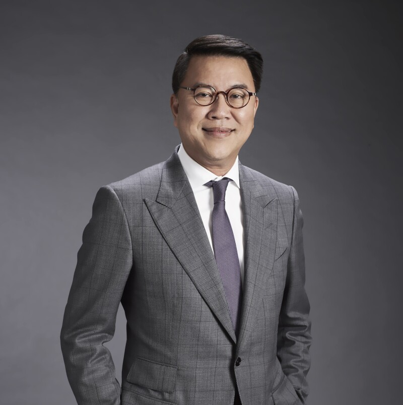 Arthid Nanthawithaya, CEO & Chairman of Executive Committee, Siam Commercial Bank.jpg