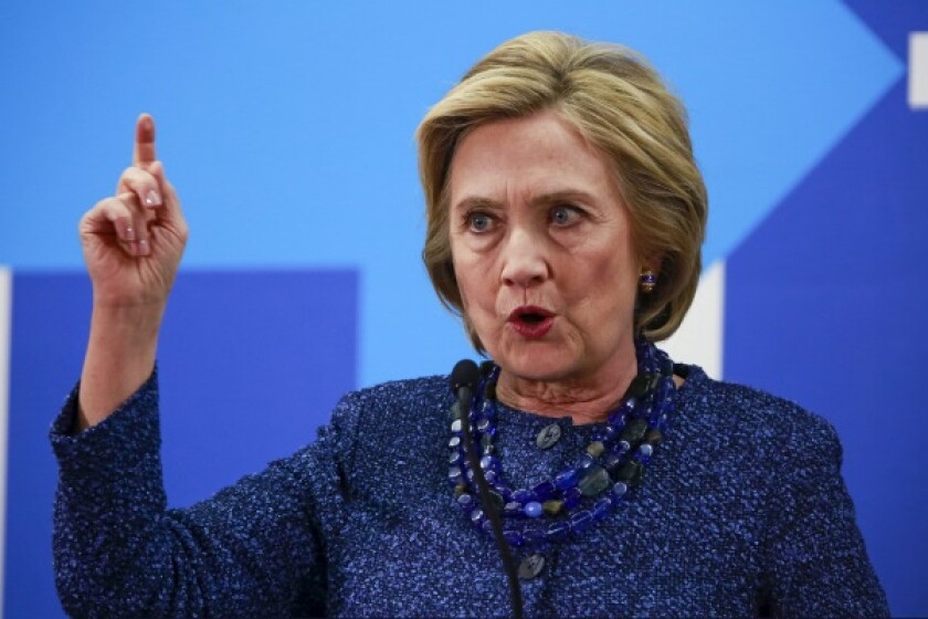 Hillary Clinton-R-600