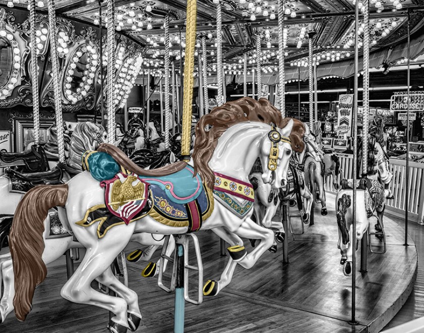 carousel-US-horse-780