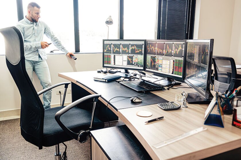 desk-working-from-home-istock-780.jpg