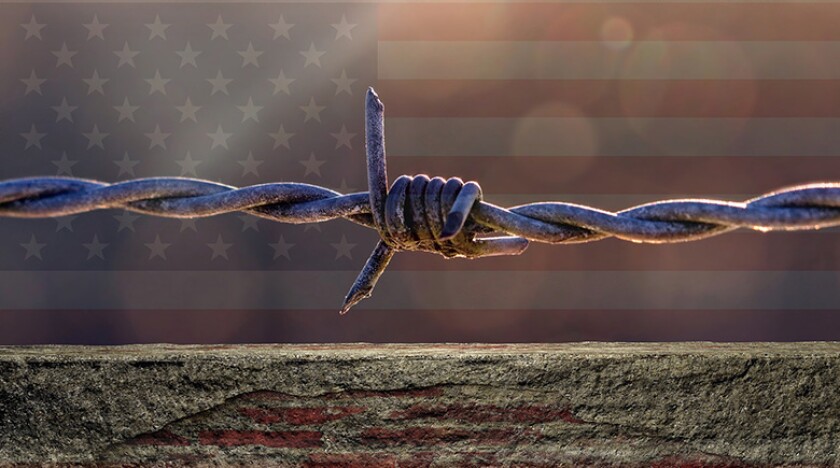 US-border-barbed-wire-780