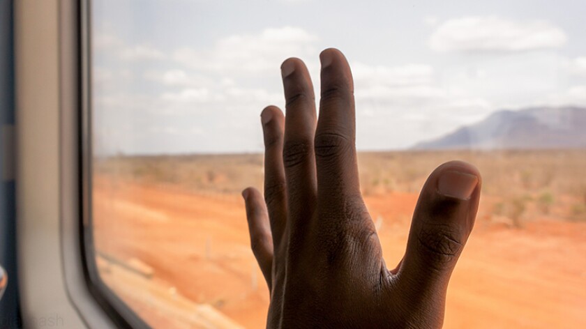 Kenya-hand-train-780