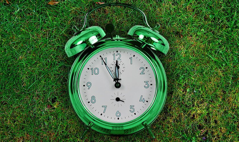 green-clock-time-780.jpg