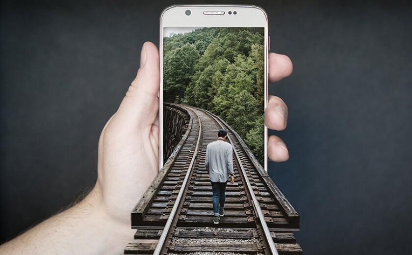 track-smartphone-digital-780.jpg