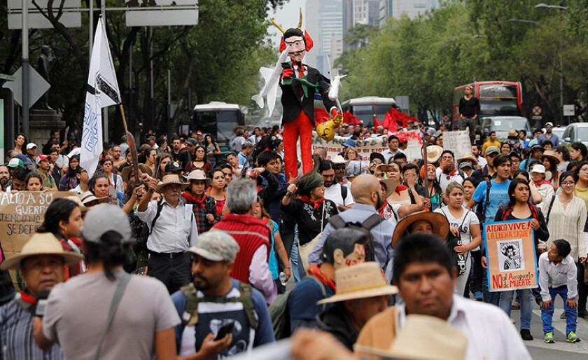 Mexico-airport-protest-R-780