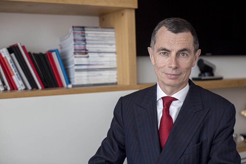 Jean-Pierre-Mustier-shelves-UniCredit-780.jpg