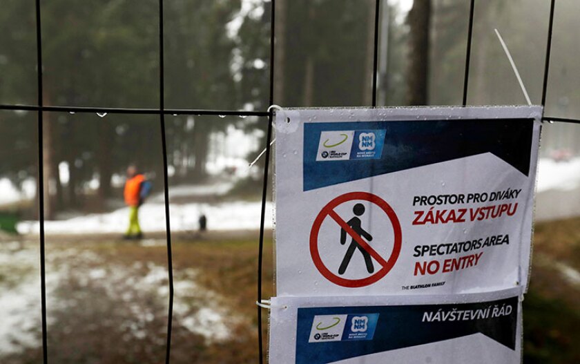 Czech-coronavirus-sign-no-entry-R-780.jpg