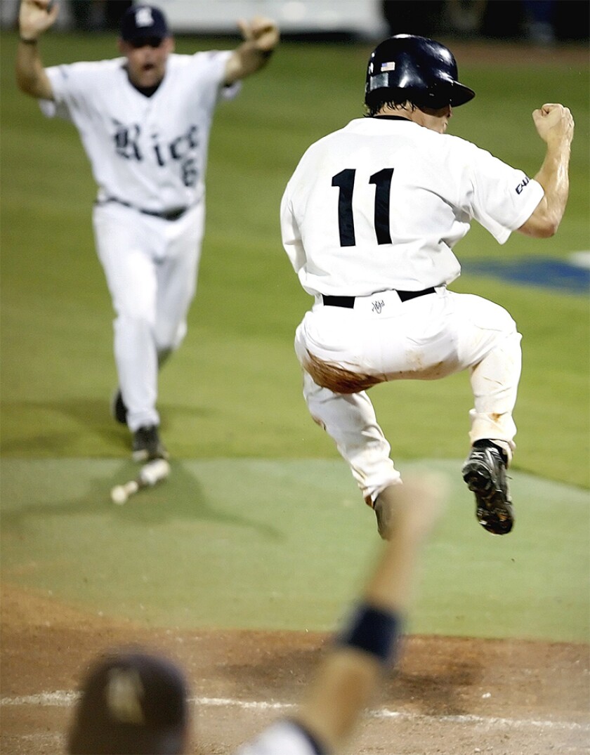 baseball_celebrate_780