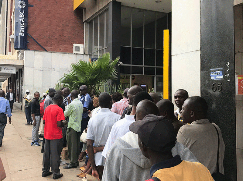 Zimbabwe-bank-queue-780